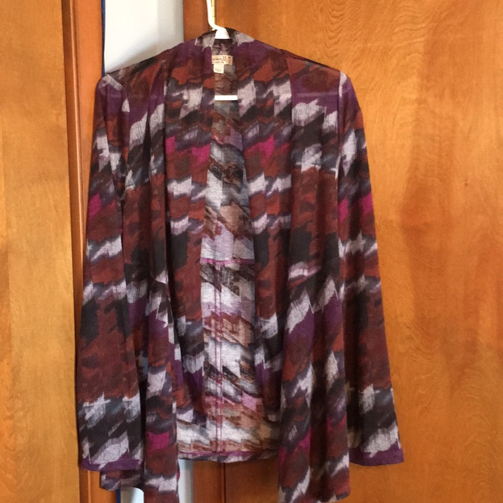 Woman’s long sleeve top